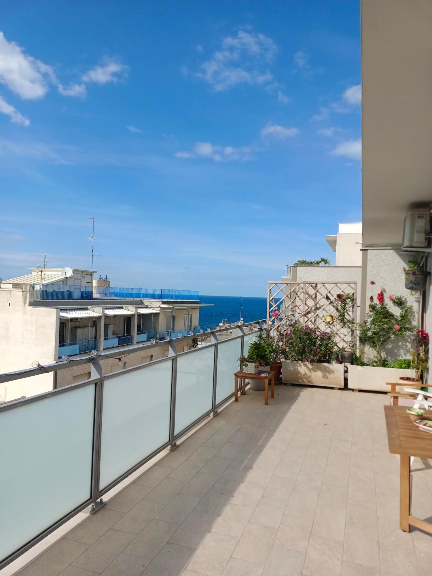 Apartamento La Dimora Vista Mare Bari Exterior foto