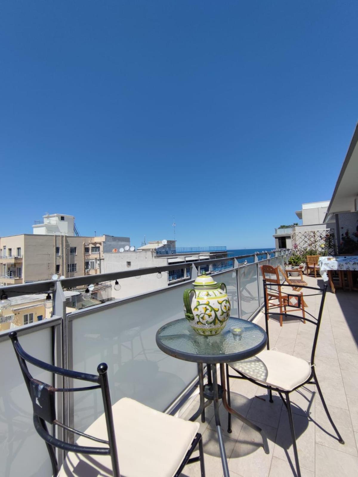 Apartamento La Dimora Vista Mare Bari Exterior foto