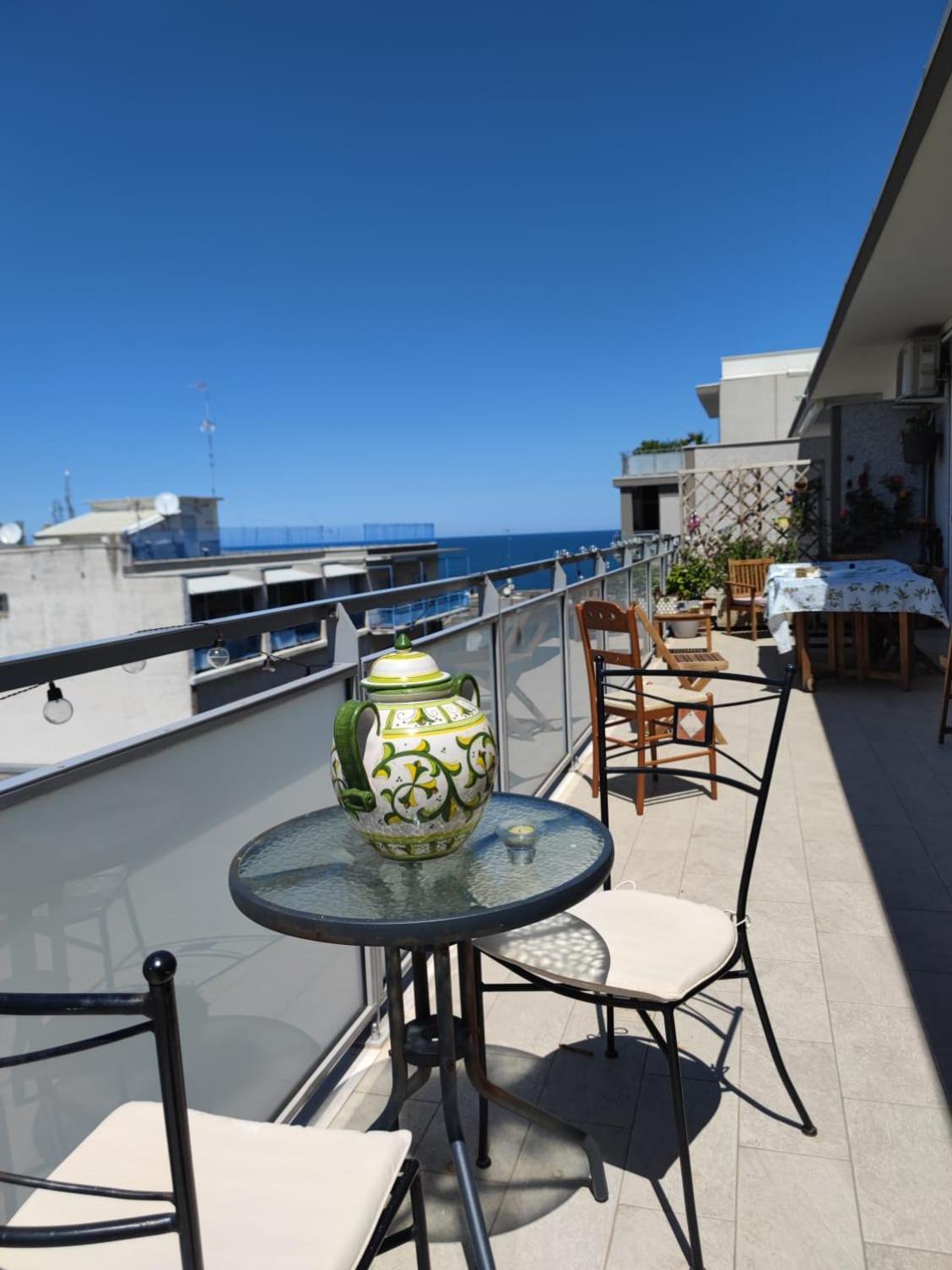 Apartamento La Dimora Vista Mare Bari Exterior foto